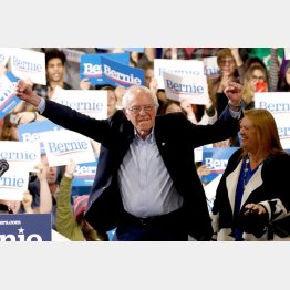 急進左派が裏目に（サンダース）／（Ｃ）ロイター