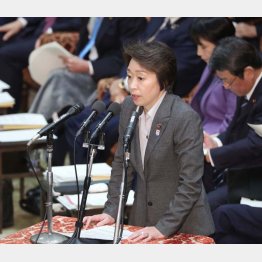 「５月末が大きな基準」と橋本五輪相（Ｃ）日刊ゲンダイ