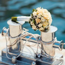 マナーを守った散骨が故人の供養にもなる（写真はイメージ）