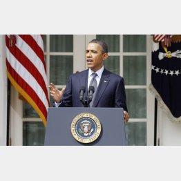 オバマを見習え（財政赤字の追加削減策を発表するリーマン・ショック時のオバマ米大統領）／（Ｃ）ロイター＝共同