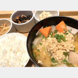 「だし椀御膳（１０２０円）」／（Ｃ）日刊ゲンダイ