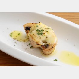 合う酒＝赤ワイン（Ｃ）日刊ゲンダイ