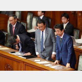 本予算は成立したが…（Ｃ）日刊ゲンダイ