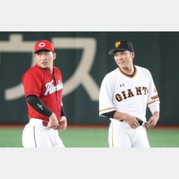 球界を代表する選手になった坂本勇人（右）と鈴木誠也（Ｃ）日刊ゲンダイ