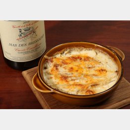 会う酒＝赤ワイン、シェフのおすすめは「Mas des Bressades Costières de Nîmes Cuvée Excellence Rouge」／（Ｃ）日刊ゲンダイ