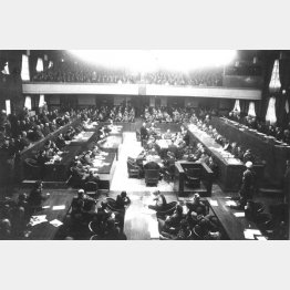 布告なき戦争は東京裁判でも追及された（1946年5月3日）／（Ｃ）共同通信社