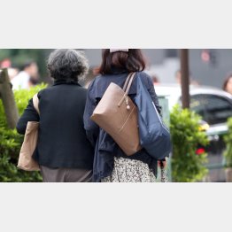 親子の会話も大切（写真はイメージ）／（Ｃ）日刊ゲンダイ