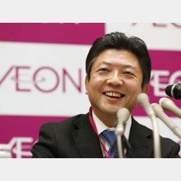 課題は多い（記者会見するイオンの吉田昭夫新社長）／（Ｃ）共同通信社