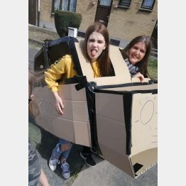 （ナタリーさんのフェイスブックから）