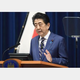 また原稿朗読会（安倍首相）／（Ｃ）共同通信社