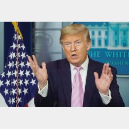 トランプ米大統領（Ｃ）ロイター