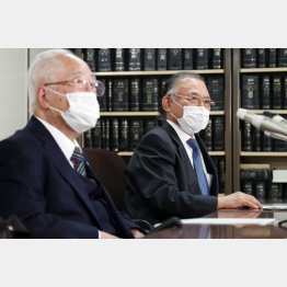 検察庁法改正案に反対する意見書を法務省に提出 、記者会見する松尾邦弘元検事総長（右）と清水勇男元最高検検事（Ｃ）日刊ゲンダイ