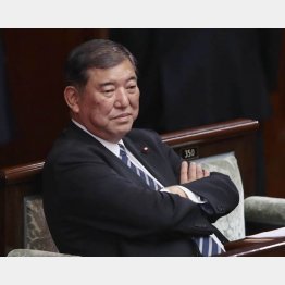 安倍首相の周辺は、どうしても石破元幹事長に政権を譲りたくない（Ｃ）日刊ゲンダイ