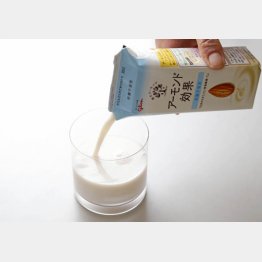 牛乳よりもカロリー、糖質、コレステロールが低い（Ｃ）日刊ゲンダイ