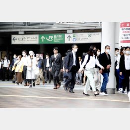 通勤する人も増えた（Ｃ）日刊ゲンダイ