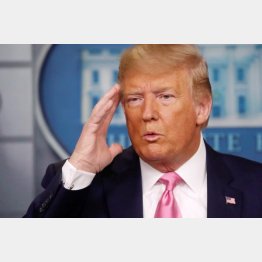 トランプ米大統領（Ｃ）ロイター