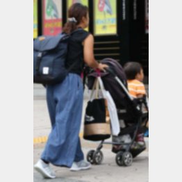 不妊治療による妊娠率は30％程度（写真はイメージ）（Ｃ）日刊ゲンダイ