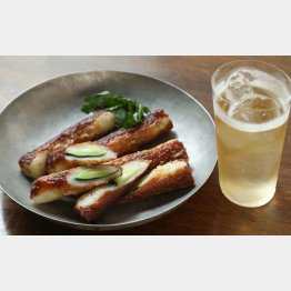 合う酒＝ハイボール（Ｃ）日刊ゲンダイ