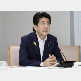 「じゃあ、解散風を吹かせるか」（安倍首相）／（Ｃ）共同通信社