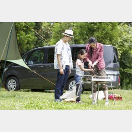 家族キャンプは初期費用はかかっても、のちの支出面ではかなり節約（Ｃ）PIXTA