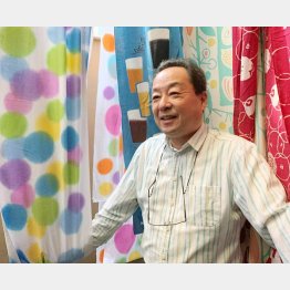 ナカニ（日本手ぬぐい製造）の中尾雄二社長（提供写真）