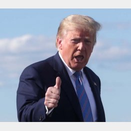 トランプ大統領（Ｃ）ロイター