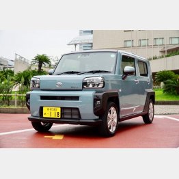 タイヤ前面を全部隠さないバンパー（写真）小沢コージ