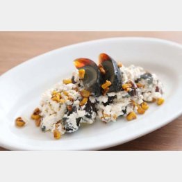 合う酒＝白ワイン（Ｃ）日刊ゲンダイ