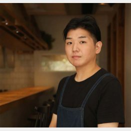 jiubar（東京・神楽坂）の江川崇さん（Ｃ）日刊ゲンダイ