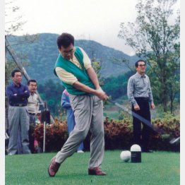 職業柄、「いいフォームで打っているな」と思われたい（提供写真）