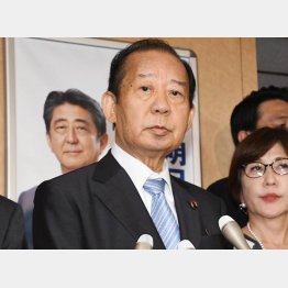 私物化が過ぎる（自民党の二階俊博幹事長）／（Ｃ）日刊ゲンダイ