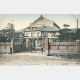 東京・霞が関の仮議事堂、衆議院。現在の国会議事堂が建設されるまで、3つの仮議事堂が建設されており、この写真の建物は外観から二代目の仮議事堂と思われる（1891年～1925年、＝イマジンネット画廊所蔵／共同通信イメージズ）