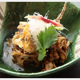 合う酒＝辛口の冷酒（Ｃ）日刊ゲンダイ