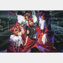 本格的なショーで魅せる（浅草ロック座提供）