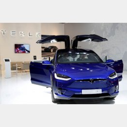 テスラ株は乱高下（Ｃ）ロイター