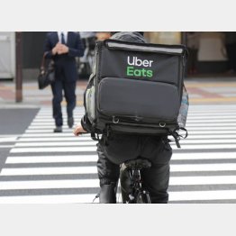 ライバルはウーバーイーツ？（Ｃ）日刊ゲンダイ