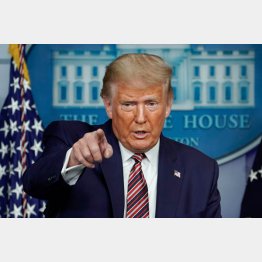 記者会見では苦しそうだったトランプ米大統領（Ｃ）ロイター