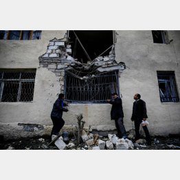 砲撃を受けたナゴルノ・カラバフ（Ｃ）ロイター