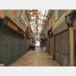 「国鉄指定店」の文字が（Ｃ）日刊ゲンダイ