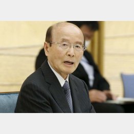 国会招致はあるか（杉田和博官房副長官）／（Ｃ）共同通信社