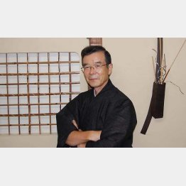 日本殺陣道教会の八木哲夫さん（Ｃ）日刊ゲンダイ