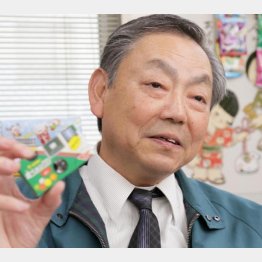 オリオン（駄菓子製造）の高岡五郎常務（提供写真）