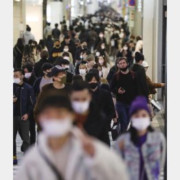 国民は自主防衛…（Ｃ）共同通信社