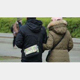 歩くとポイントが貯まる（Ｃ）日刊ゲンダイ