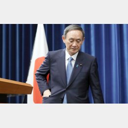 菅首相は4日の年頭会見でもまたまた「言い間違え」を…（Ｃ）共同通信社