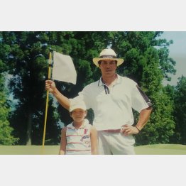 父親似の負けず嫌いな性格（提供写真）