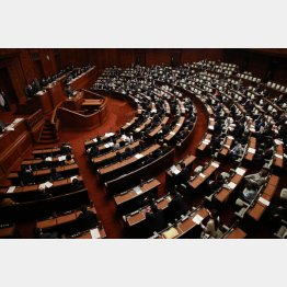 短すぎる答弁に批判（Ｃ）日刊ゲンダイ