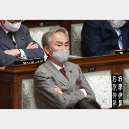 20日の衆院本会議に出席した石原伸晃衆院議員（Ｃ）日刊ゲンダイ