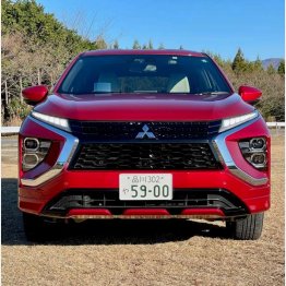 フロントのデザインもスタイリッシュ（写真）小沢コージ