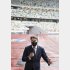 新国立競技場を視察した世界陸連のセバスチャン・コー会長（代表撮影）